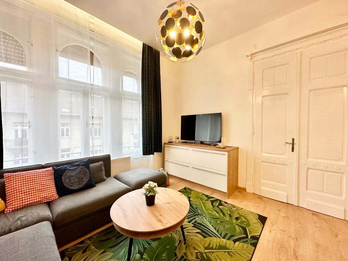 Luxory Design Apartment#Bakats#Freeparking#8Ppl Budapesta Exterior foto
